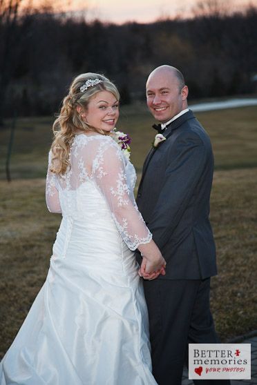 Wedding photo at Oshawa Golf & Curling Club, Oshawa
