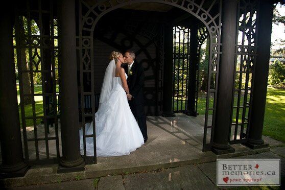 Wedding photo at Parkwood Estate, Oshawa